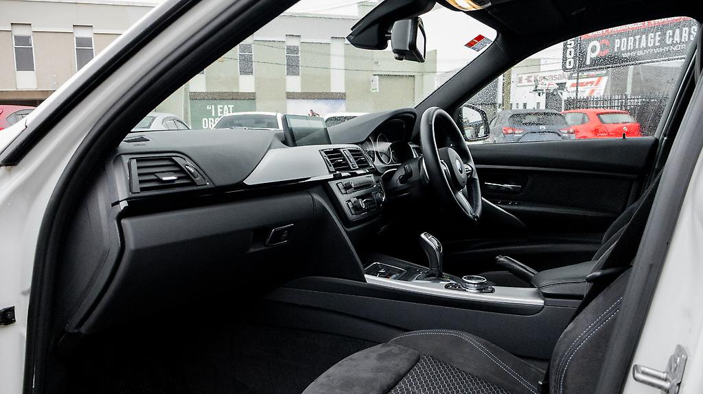 2014 Bmw 320i 320i M Sports , Parking sensors image 324936