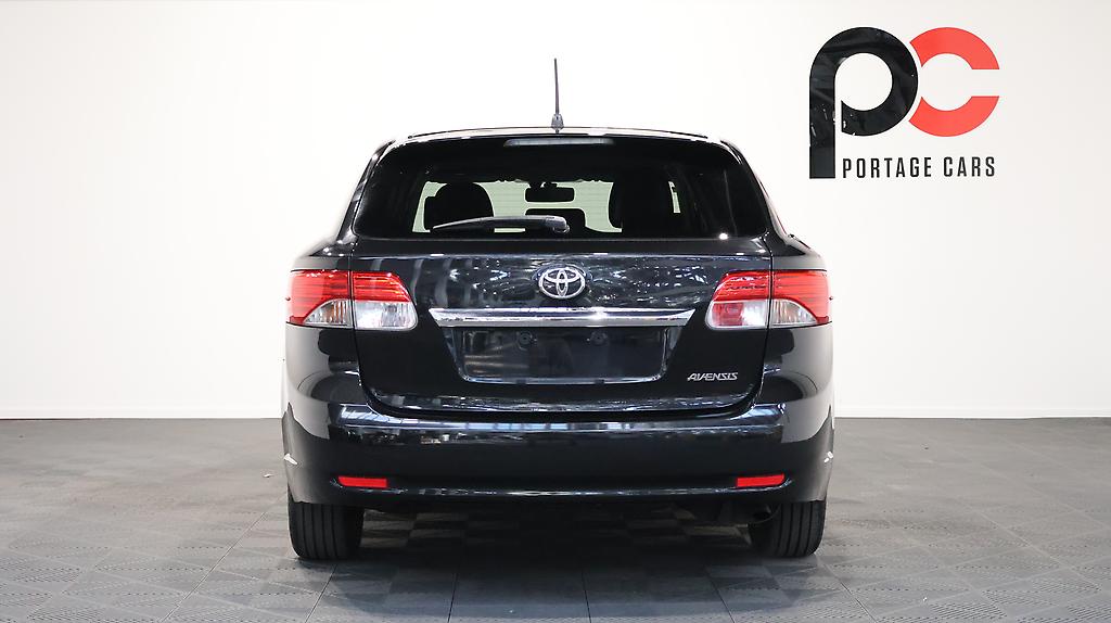2014 Toyota Avensis Wagon image 325193