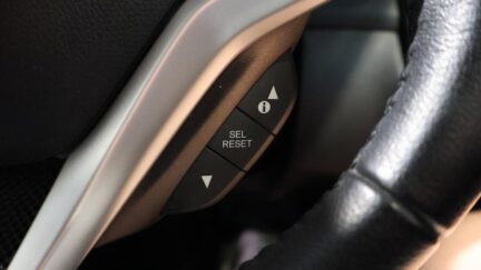 2015 Honda Fit Hybrid L-Package image 324020