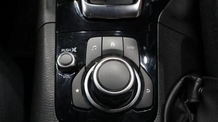 2014 Mazda Axela Hybrid image 326464