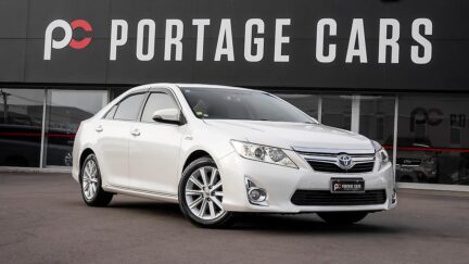 2012 Toyota Camry F hybrid , E seats, Push start image 323703