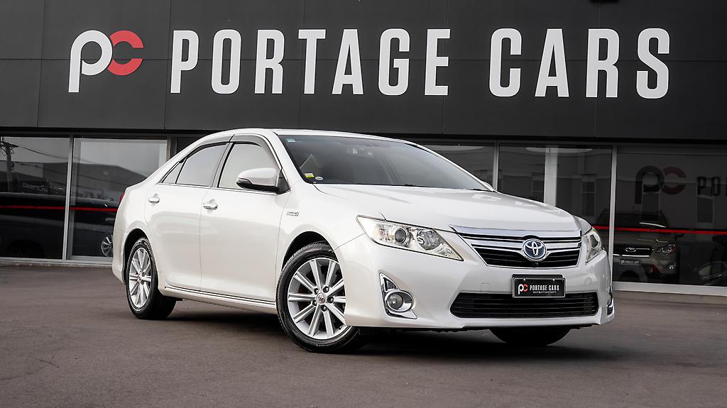 2012 Toyota Camry F hybrid , E seats, Push start image 323702
