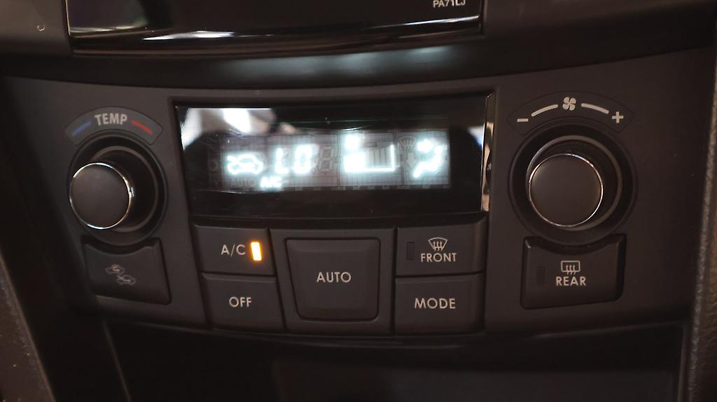 2012 Suzuki Swift NZ New SPORT 1.6 5DR 6MT image 321853