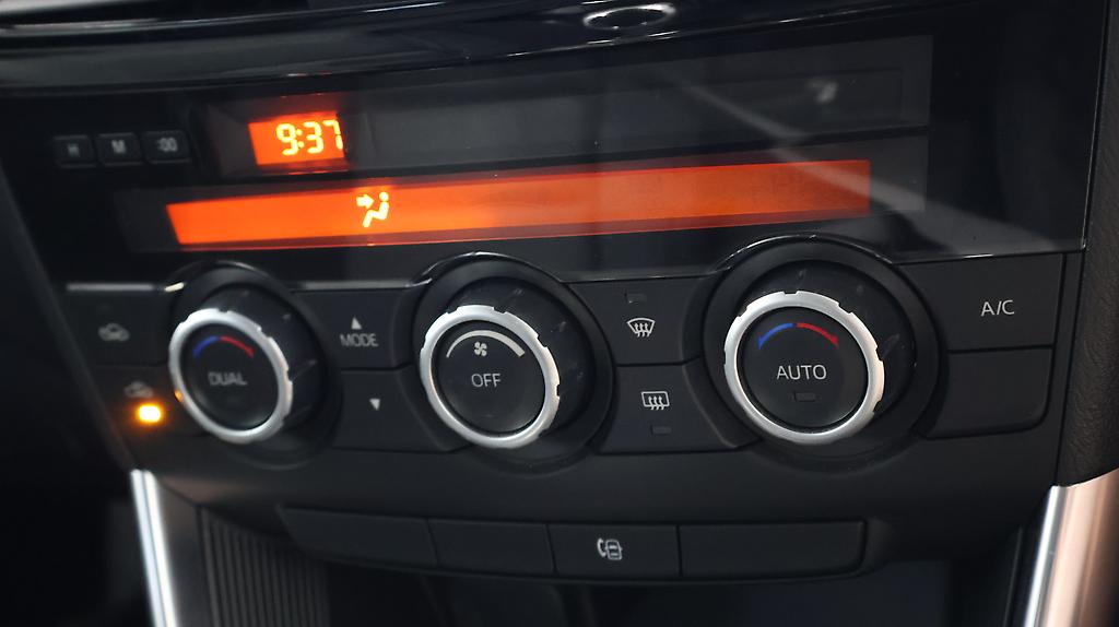 2013 Mazda Cx-5 20S/ Steering Wheel Controls/ Reverse Camera image 325589