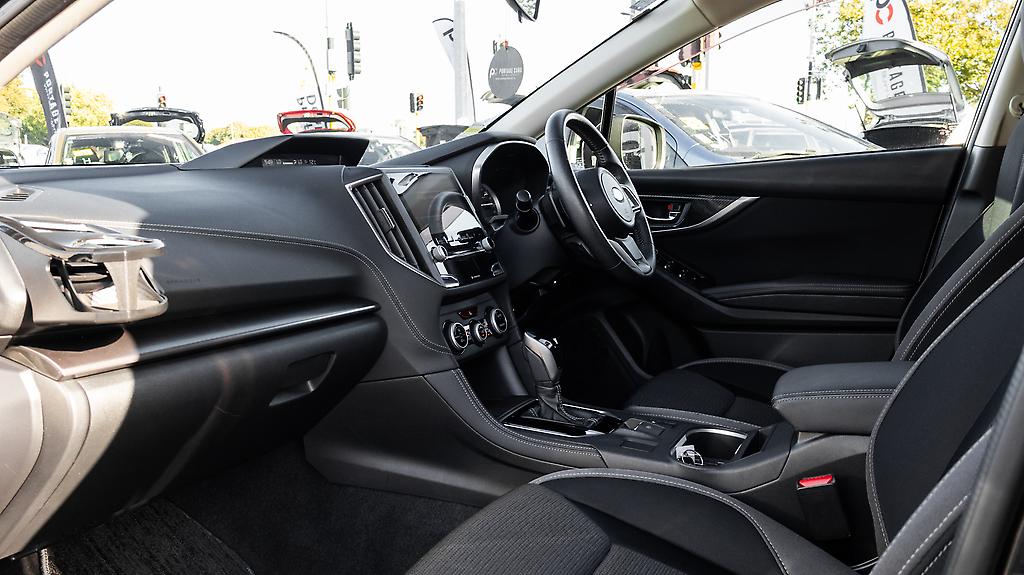 2017 Subaru Impreza Sport 2.0i-S Eyesight image 324783