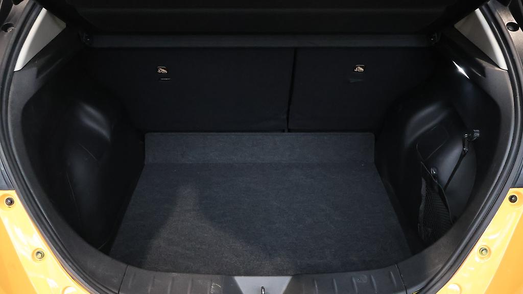 2021 Nissan Leaf X Model, Pro Pilot, 86.7% SOH image 323373