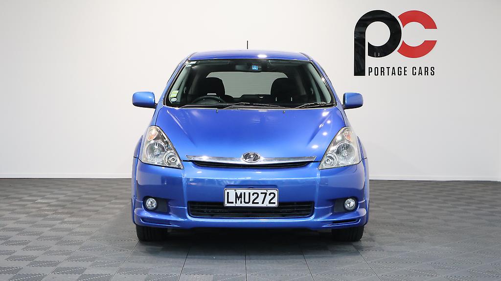 2005 Toyota Wish Reverse Camera image 326280