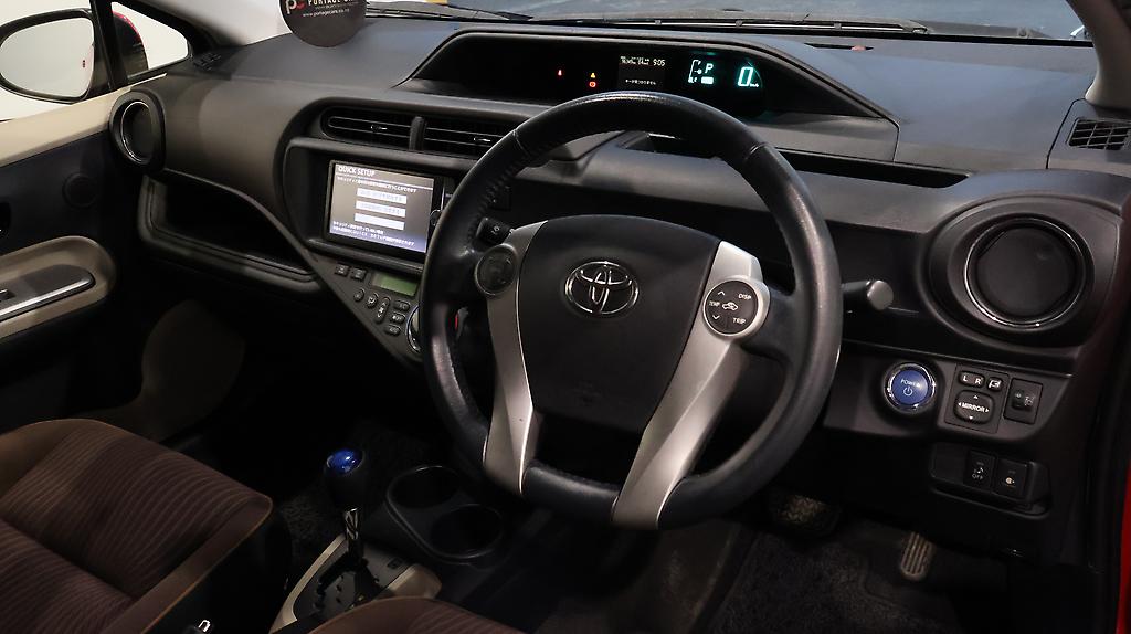 2012 Toyota Aqua Push Button Start – Hybrid image 322466
