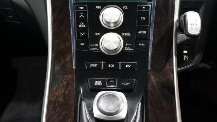 2014 Toyota Sai G Model with Cruise image 321965