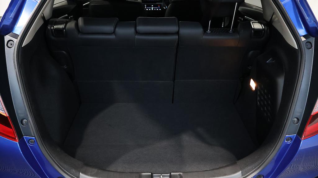 2015 Honda Fit Hybrid L-Package image 324005