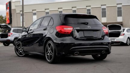 2013 Mercedes-benz A 180 Sport AMG styling/ Half Leather image 324206