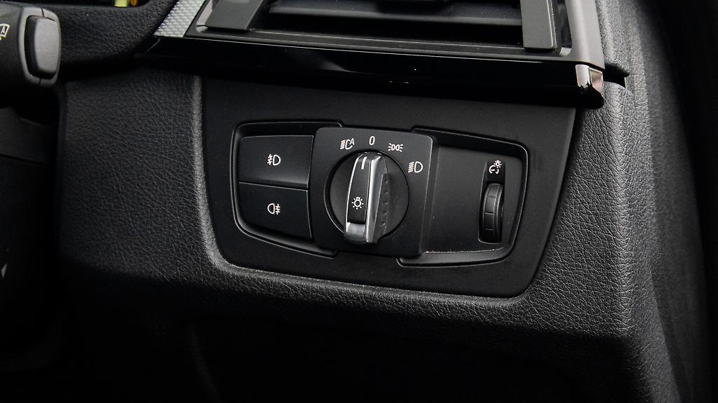 2013 Bmw 320i M sport image 326140