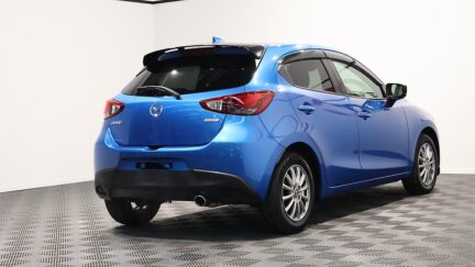 2017 Mazda Demio 13S – 5sp Manual image 326238