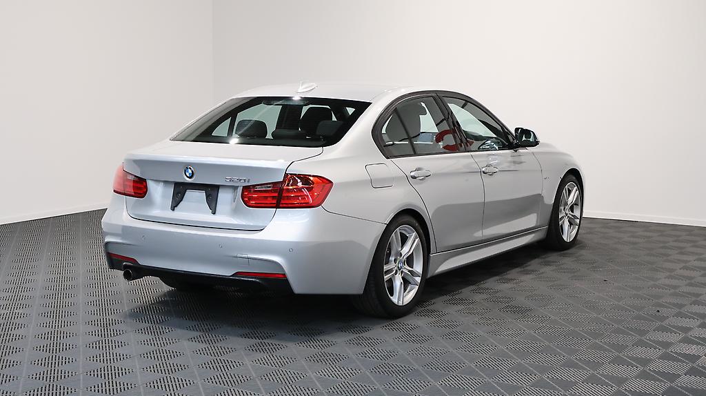 2013 Bmw 320i Motorsport image 323886