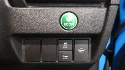 2013 Honda Fit Hybrid L-Package image 325409