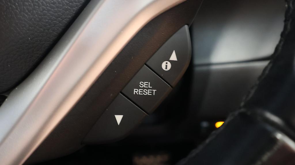 2016 Honda Shuttle Hybrid Z Style Edition image 324044