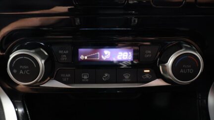2016 Nissan Serena Hybrid Highway Star image 323476