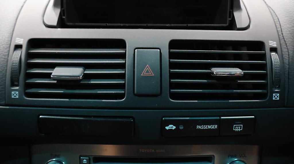 2004 Toyota Avensis image 323362