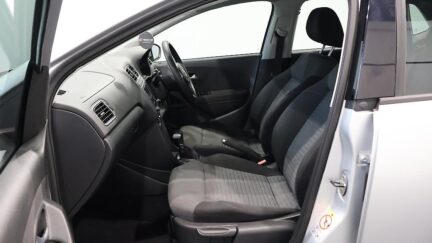 2010 Volkswagen Polo BLUETOOTH + REVERSE CAMERA image 324644