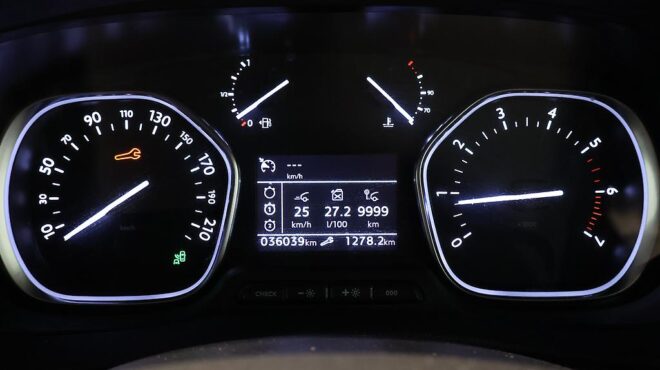 2023 Peugeot Expert MWB 2.0DT/8AT image 322331