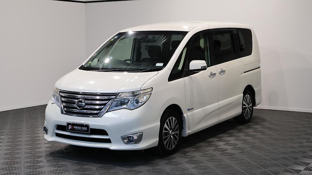 2014 Nissan Serena Highway Star S-Hybrid image 326471
