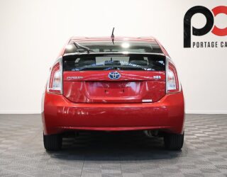 2014 Toyota Prius Climate control – Steering wheel controls image 321746