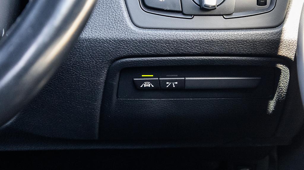 2013 Bmw 320i 320i M Sports , Parking sensors image 321235