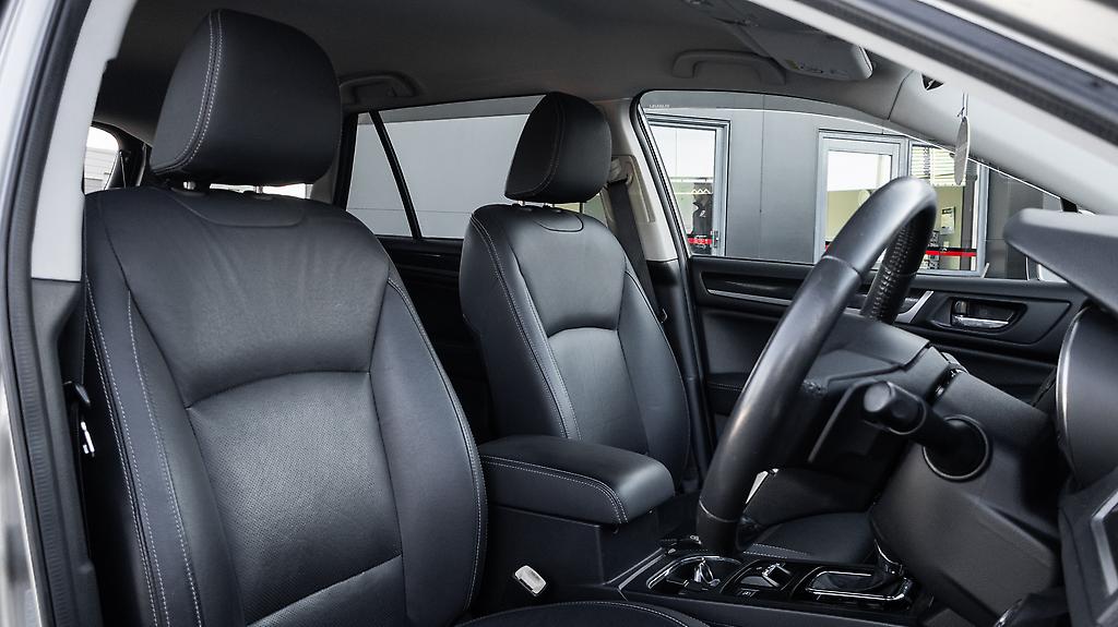 2015 Subaru Outback Limited AWD  Eyesight Leather image 324732