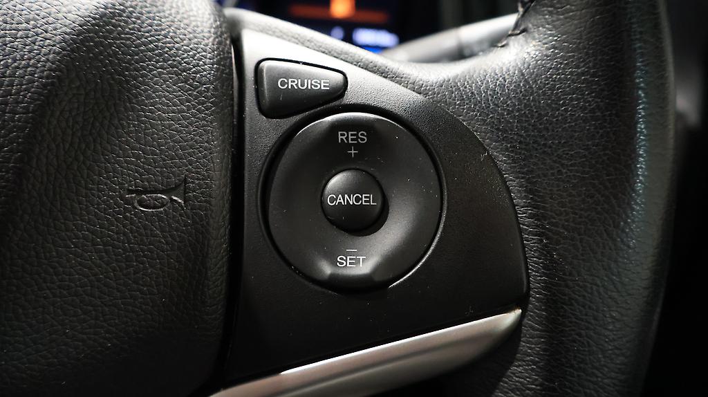 2015 Honda Fit Hybrid L-Package image 324019