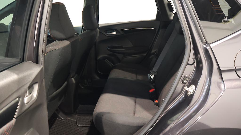 2015 Honda Fit Hybrid S Pkg image 325149