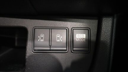 2012 Nissan Serena Hybrid Highway Star G S image 322811