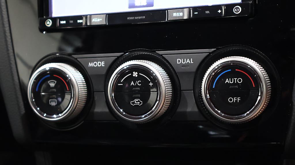 2015 Subaru Impreza Sport 2.0i Eyesight AWD image 323947