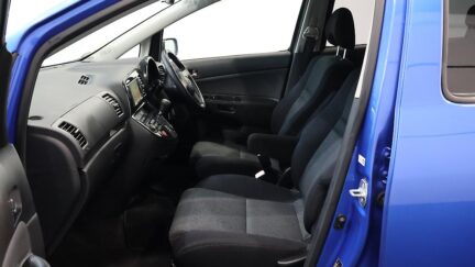 2005 Toyota Wish Reverse Camera image 326286