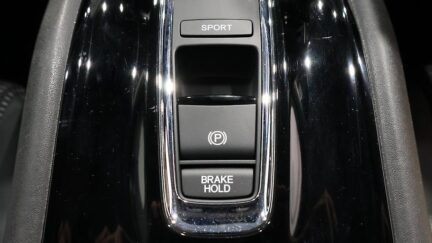 2015 Honda Vezel Hybrid Z image 326044