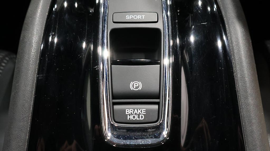 2015 Honda Vezel Hybrid Z image 326044