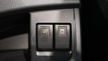 2012 Mazda Premacy 20S image 326324