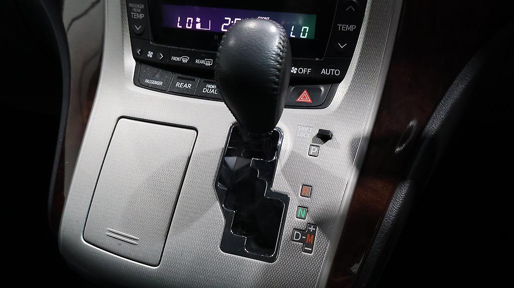 2012 Toyota Alphard 240S image 324849