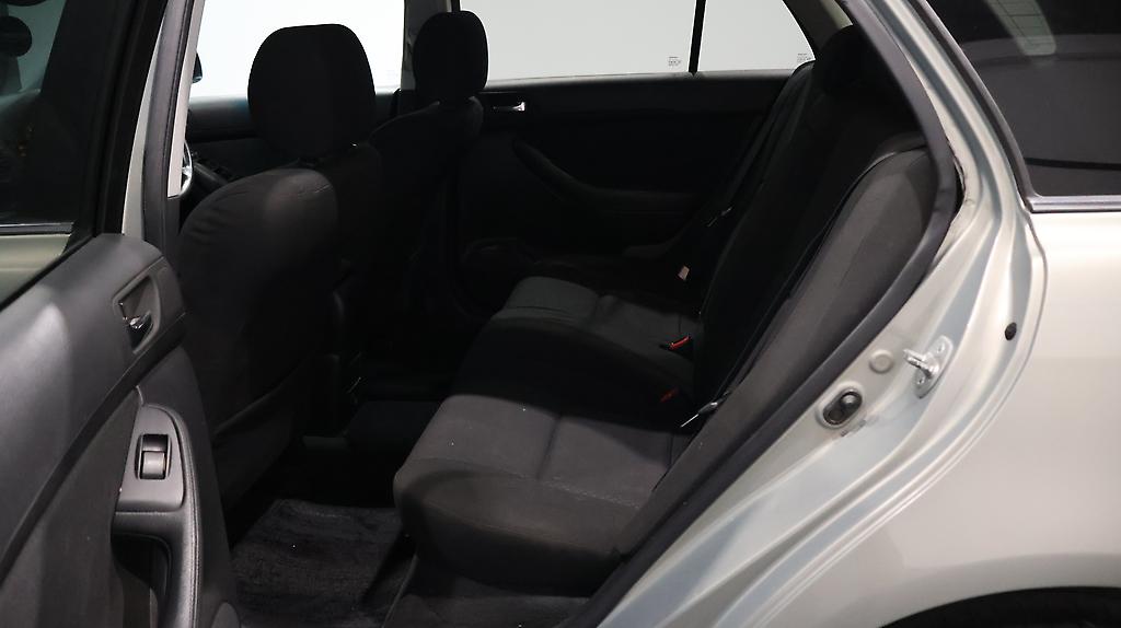 2004 Toyota Avensis image 323354
