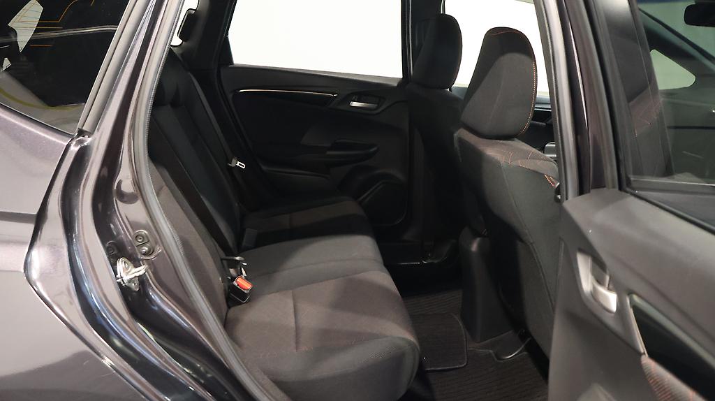 2015 Honda Fit Hybrid S Pkg image 325150