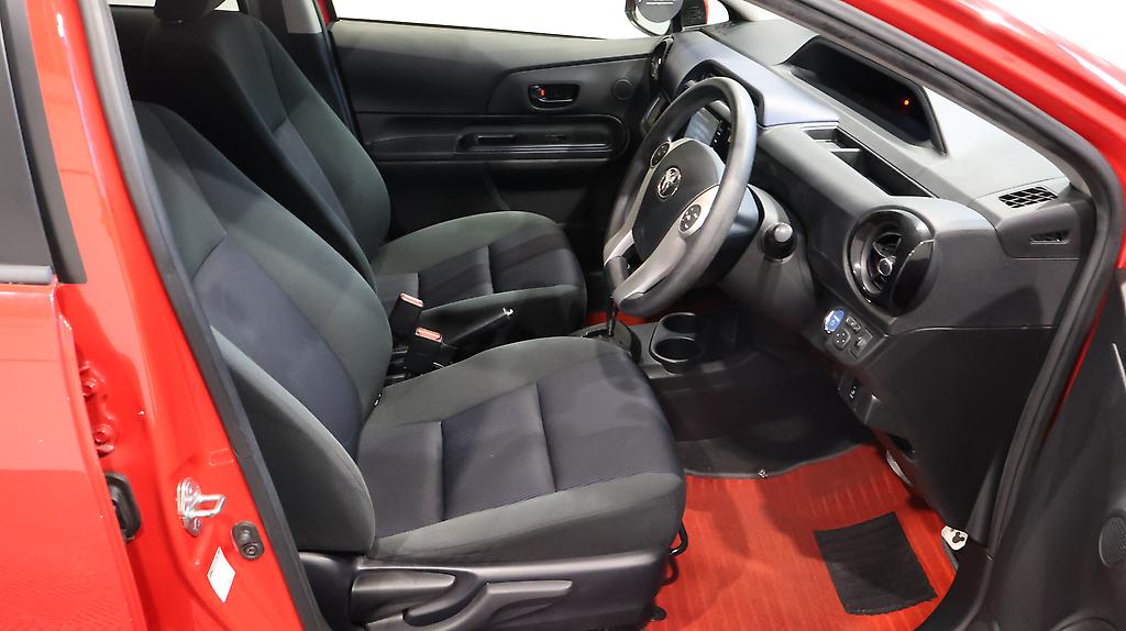 2015 Toyota Aqua Push Button Start – Facelift image 324096