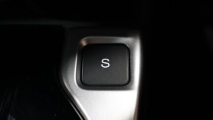 2013 Honda Fit Hybrid L Package image 323790