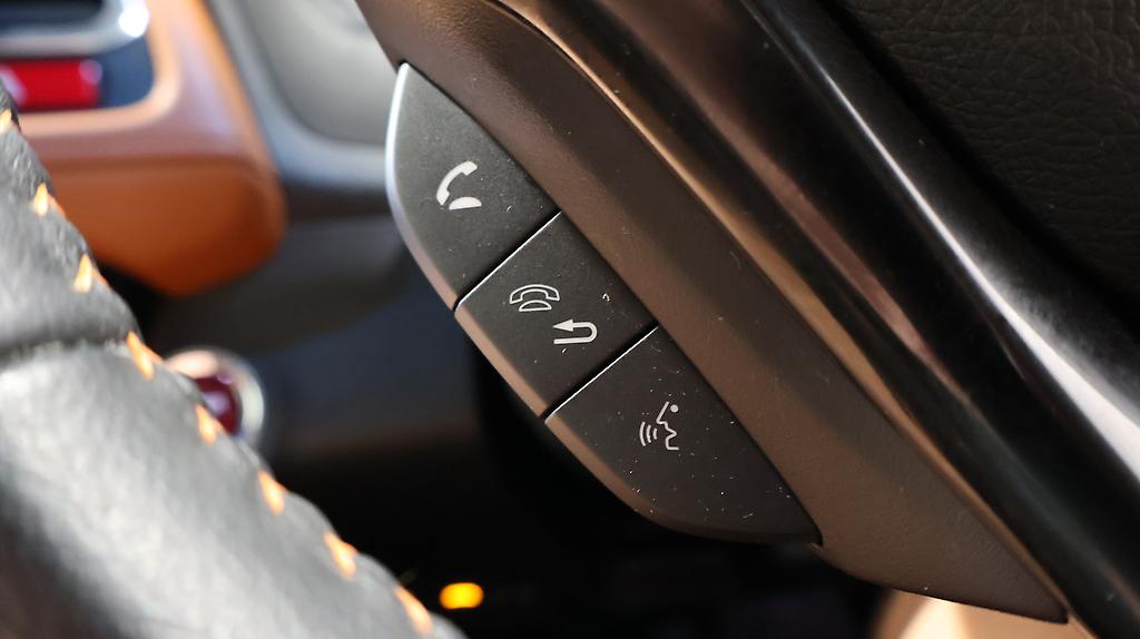 2014 Honda Vezel Hybrid image 326189