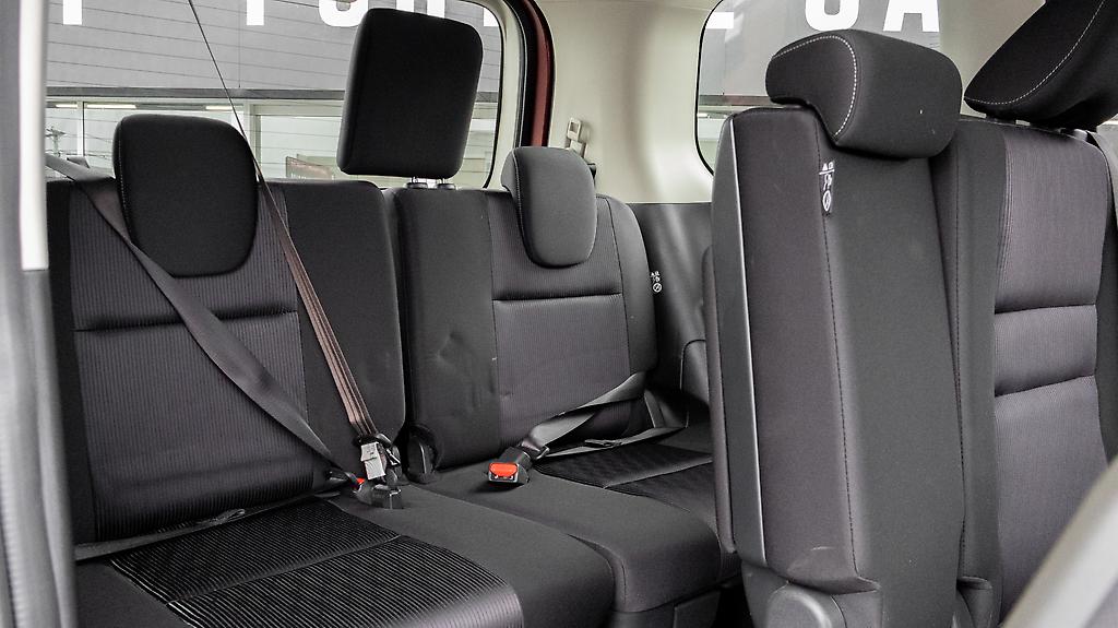 2017 Nissan Serena Highwaystar V-selection Heated seats image 326362