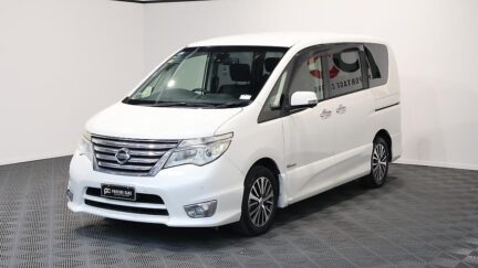 2014 Nissan Serena image 325873
