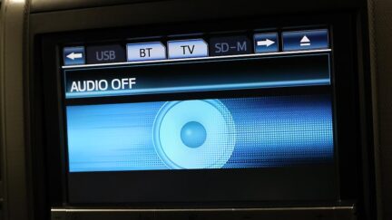 2012 Toyota Vellfire 2.4Z image 325786