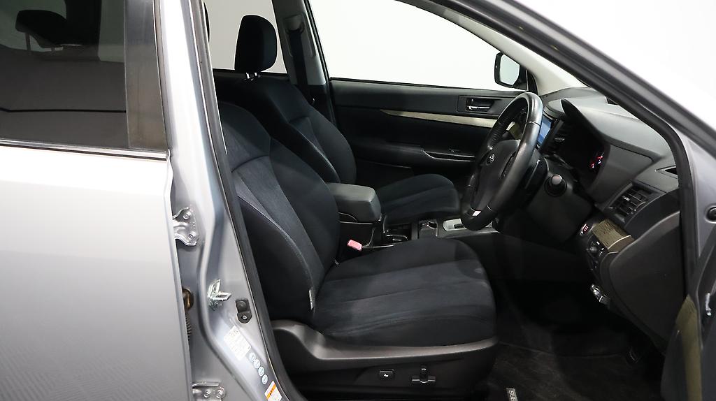 2012 Subaru Legacy Touring Wagon image 324460