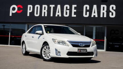 2013 Toyota Camry F hybrid , E seats, Push start image 321143