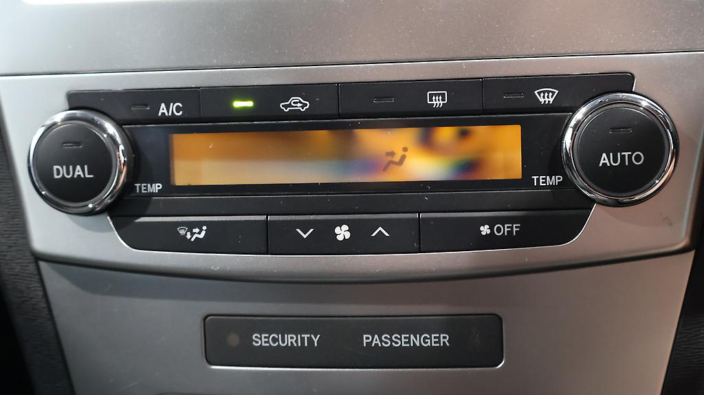 2014 Toyota Avensis Wagon image 325203