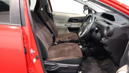 2012 Toyota Aqua Push Button Start – Hybrid image 327003