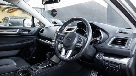 2015 Subaru Outback Limited AWD  Eyesight Leather image 324733